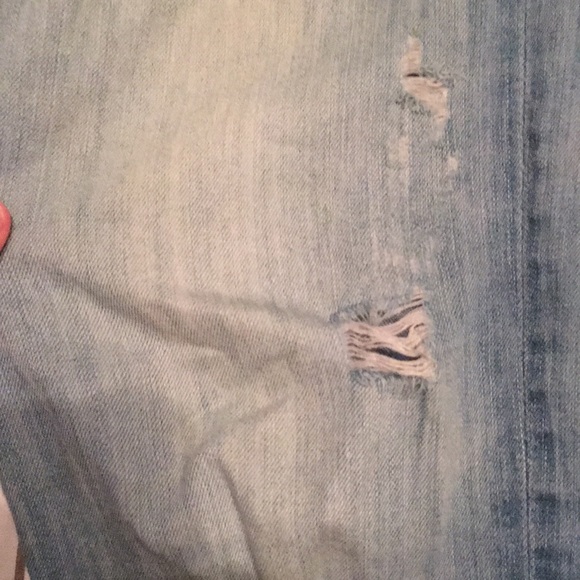 H&M lightly ripped jeans - Picture 4 of 5